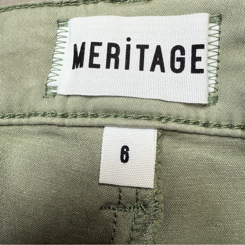 NWT! Wantable bundle of 2 Meritage shorts, 9” inseam, women’s size 6. - Picture 6 of 8